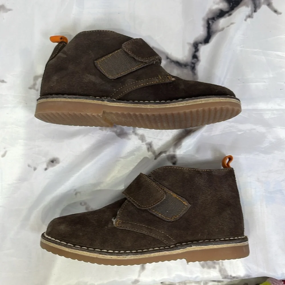 Boden boys suede